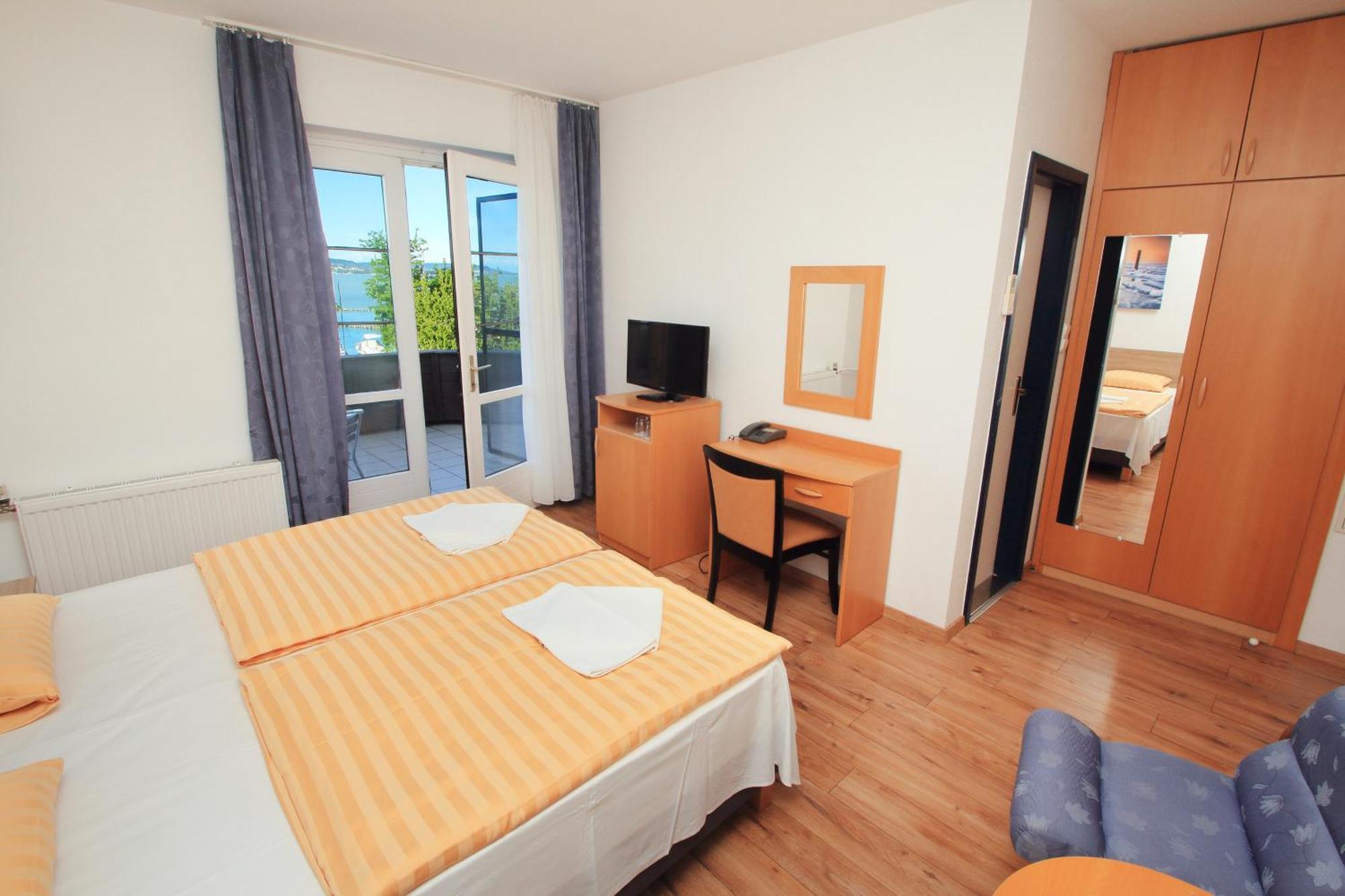 Aquilo Hotel Panorama Tihany Exterior foto