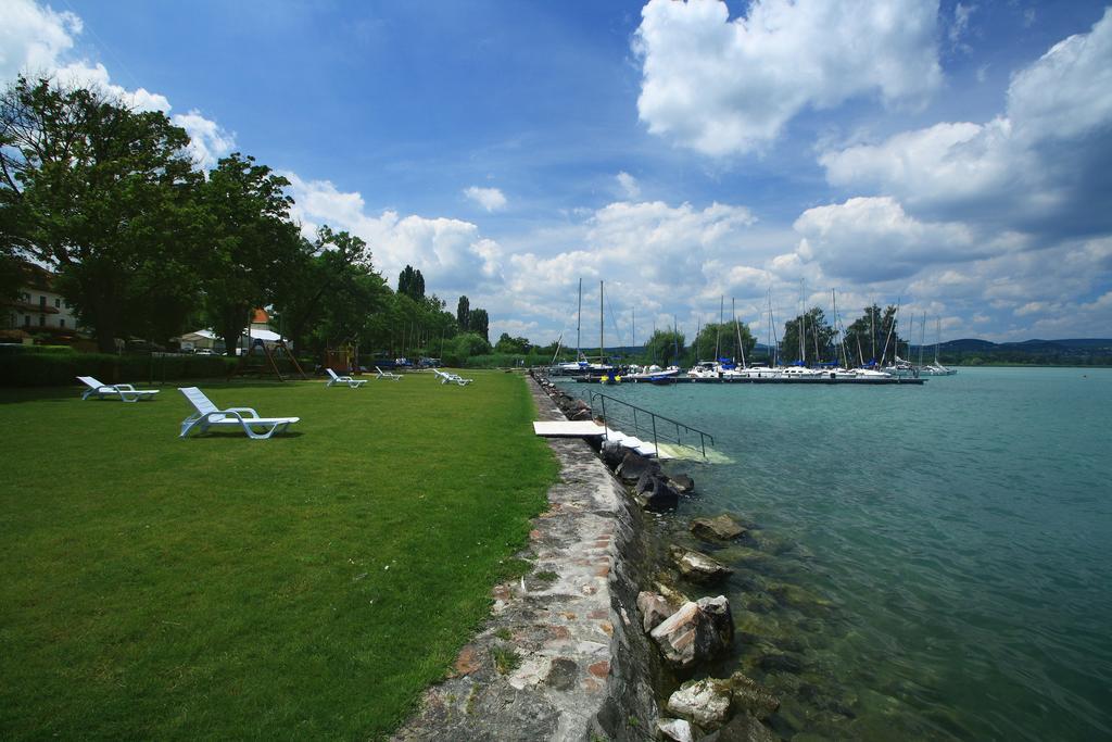 Aquilo Hotel Panorama Tihany Exterior foto