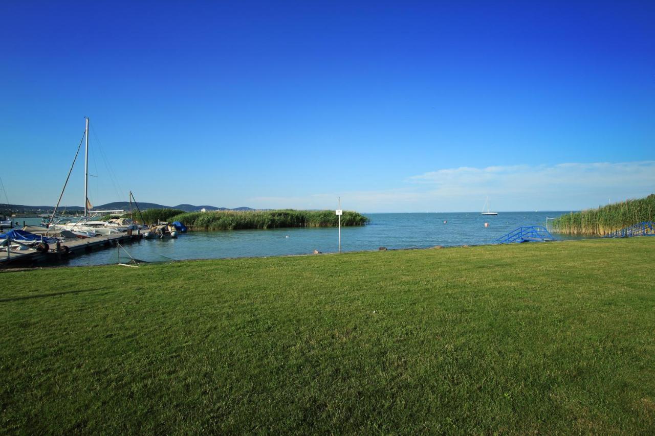 Aquilo Hotel Panorama Tihany Exterior foto