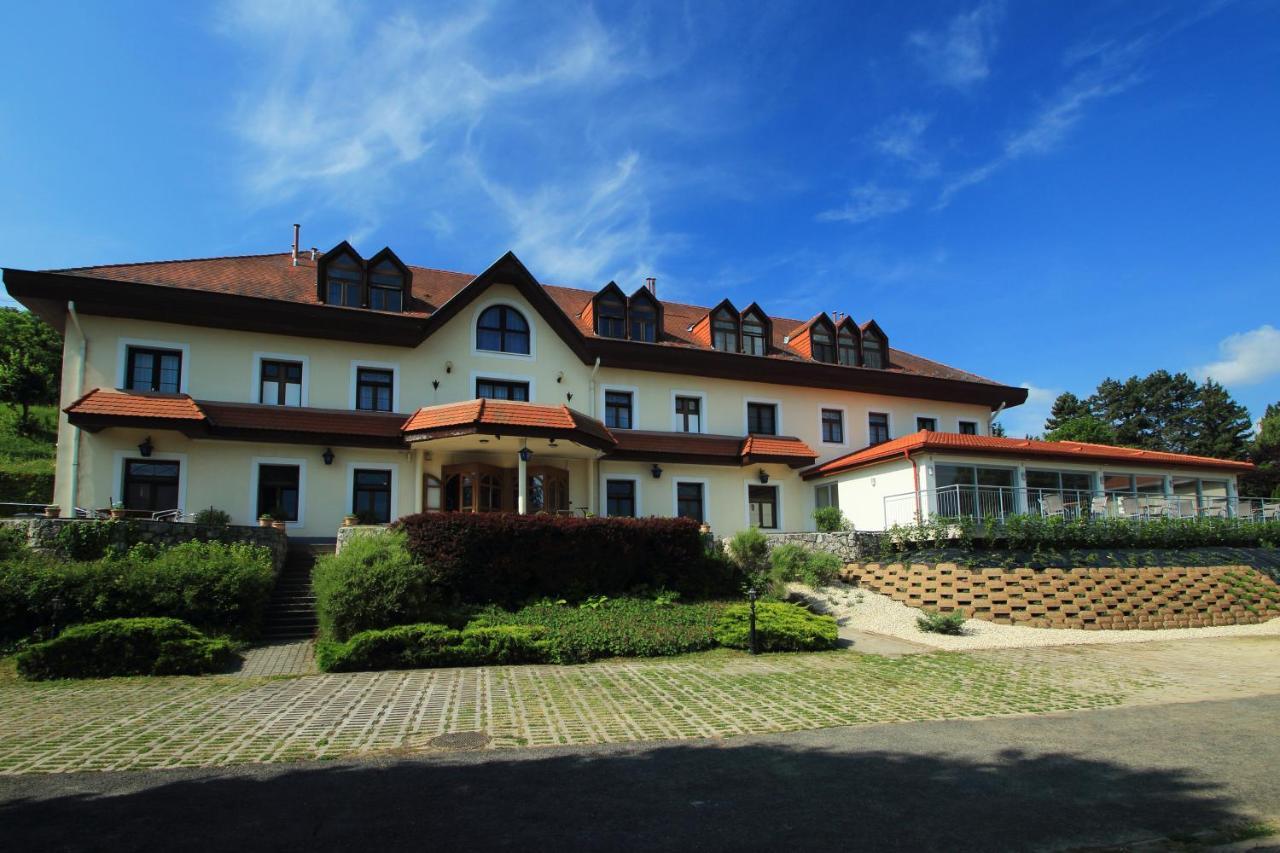 Aquilo Hotel Panorama Tihany Exterior foto